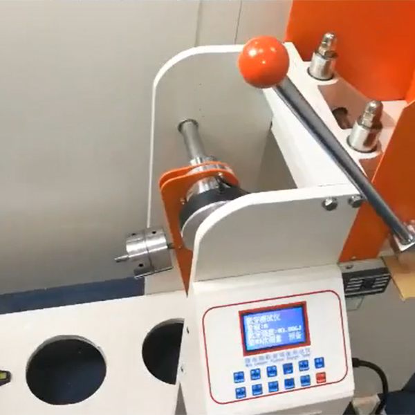 纸板箱冲孔戳穿强度试...